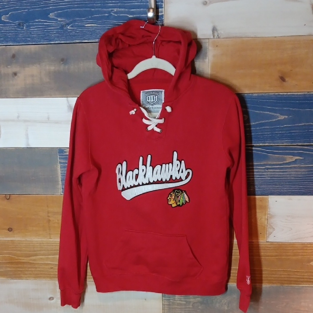 Blackhawks Old Time Hockey Sweatshirts M